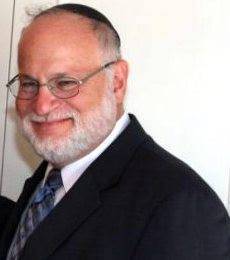 Rabbi Stephen Pruzansky, leader of largest synagogue in Teaneck, NJ 
